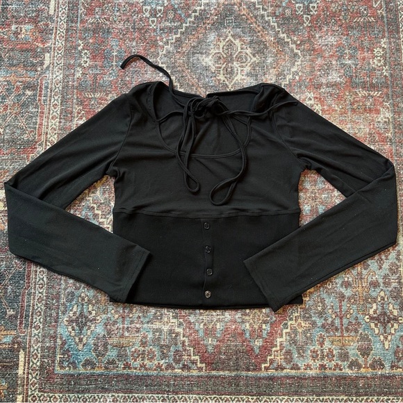 The Joyce Tie Front Square Neck Top - Picture 1 of 4